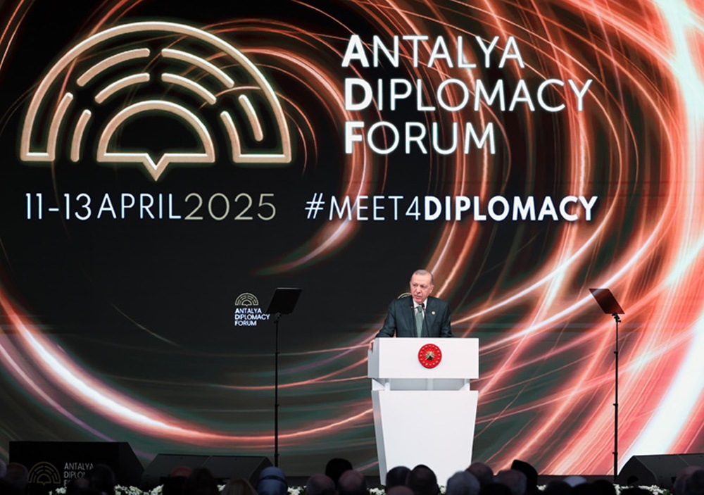 Yükseköğretim Kurulu Başkanı Özvar 4. Antalya Diplomasi Forumu'na katıldı