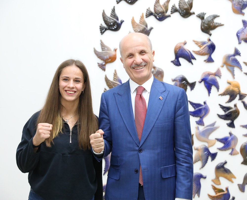 March 8 International Women's Day: Women's Labor Force Thrives in Academia